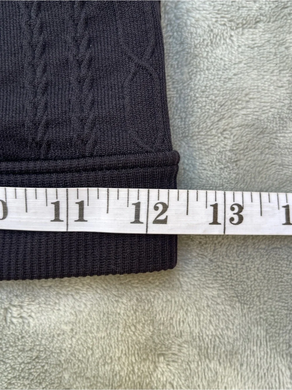 ALO Yoga cable knit black sports bra yoga Pilates gym activewear running size XS
